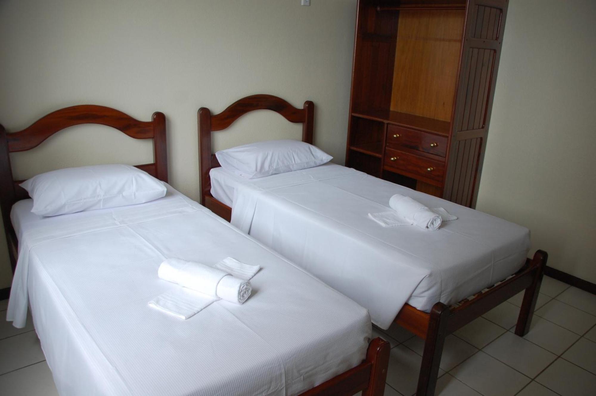 Hotel Netuno Beach Suites Fortaleza  Phòng bức ảnh